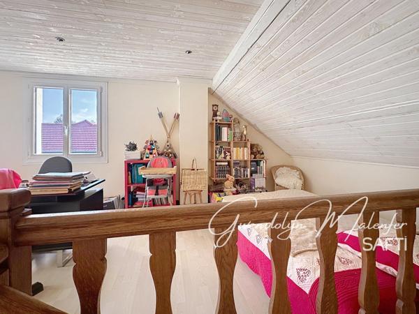 Grande maison familiale avec terrain spacieux