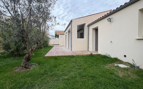 Maison à vendre    4 pièces •  La Rochelle