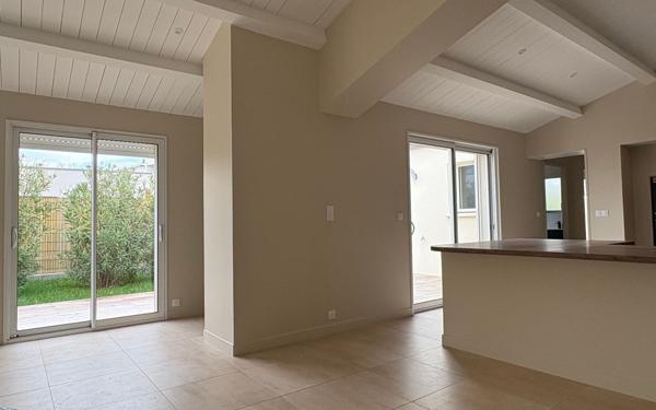 Maison à vendre    4 pièces •  La Rochelle