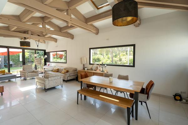 Maison Cabries 10 pièce(s) 245 m2