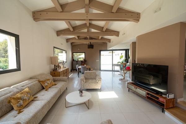 Maison Cabries 10 pièce(s) 245 m2