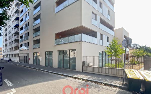 Stationnement à vendre