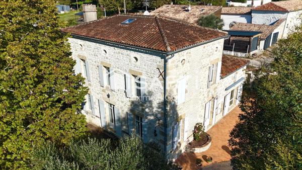 Maison en pierre 8 pièces 284m²