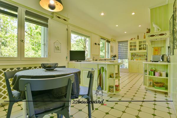 Maison 7 pièces - 220 m² Exclusivité efficity