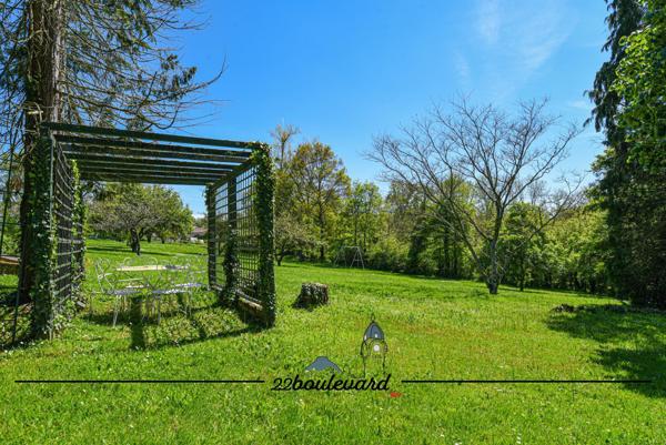 Maison 7 pièces - 220 m² Exclusivité efficity