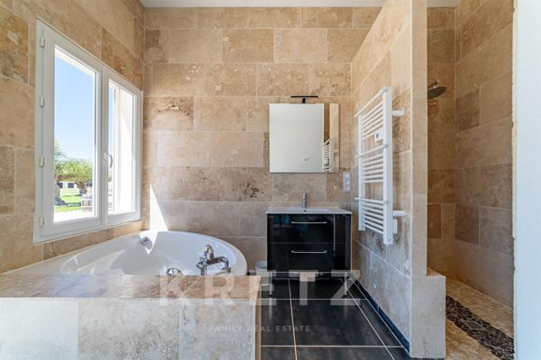 Propriété d'exception au coeur de la Camargue