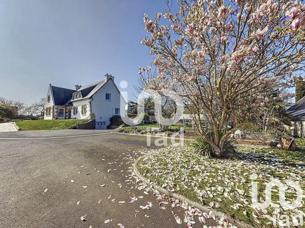 Maison 6 pièces de 170 m² à Pléneuf-Val-André (22370)