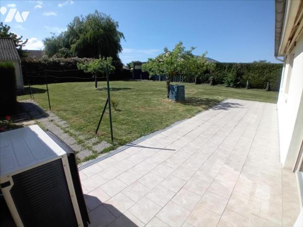 TELOCHE, rare maison de plain-pied avec 3 chambres.