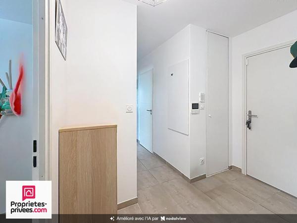 Appartement T4 dernier étage avec deux terrasses et garage