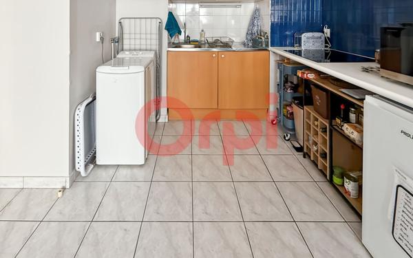 Appartement à vendre    2 pièces • 35,52 m2 Lyon 8