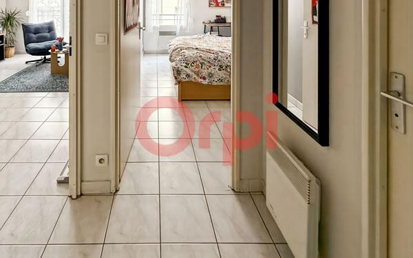 Appartement à vendre    2 pièces • 35,52 m2 Lyon 8