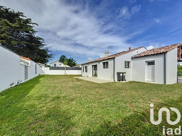 Maison 5 pièces de 102 m² à Barbâtre (85630)