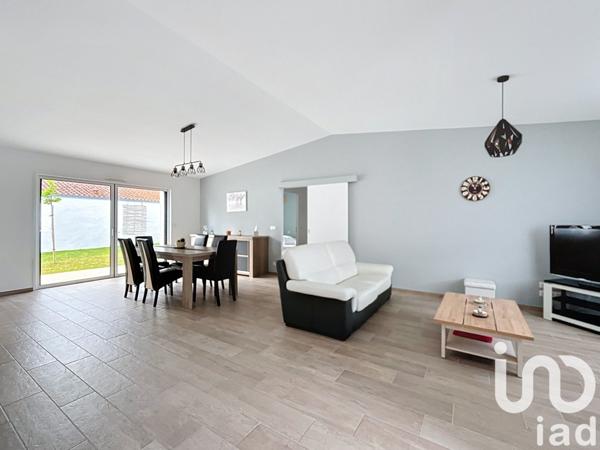 Maison 5 pièces de 102 m² à Barbâtre (85630)