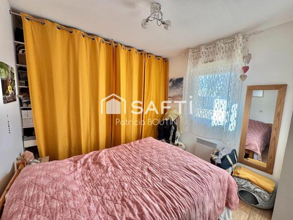 APPARTEMENT 2 CHAMBRES ET BALCON A NIORT