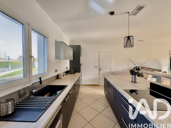 Maison à vendre 4 pièces 112 m² Lacourt-Saint-Pierre