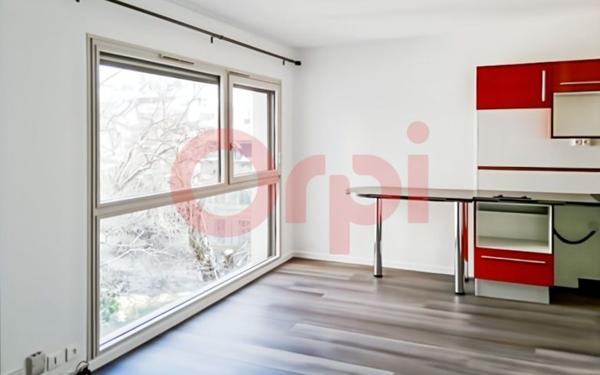 Appartement à louer    1 pièce • 28,40 m2 Lyon 3
