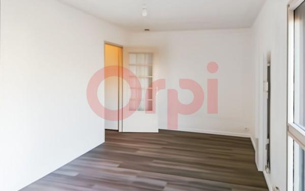 Appartement à louer    1 pièce • 28,40 m2 Lyon 3