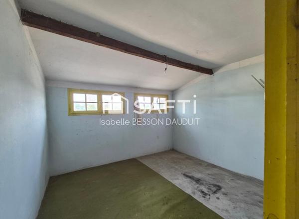 MAISON 5 CHAMBRES A RENOVER ENTIEREMENT