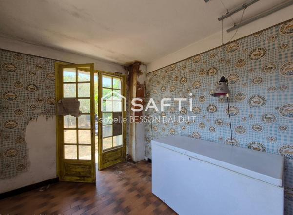 MAISON 5 CHAMBRES A RENOVER ENTIEREMENT