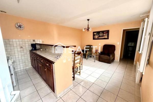 Quartier plagette , petite maison avec courette