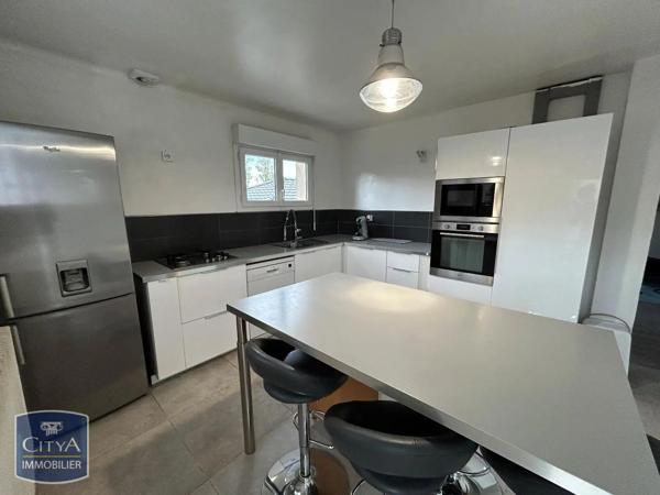 Appartement à louer 5 pièces 10m² Annecy (74600)