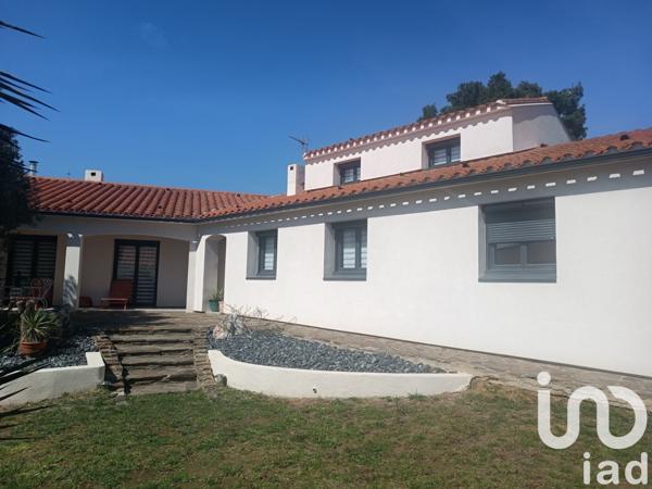 Maison d’architecte 5 pièces de 185 m² à Saint-Estève (66240)