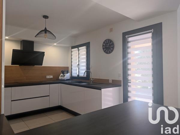 Maison d’architecte 5 pièces de 185 m² à Saint-Estève (66240)