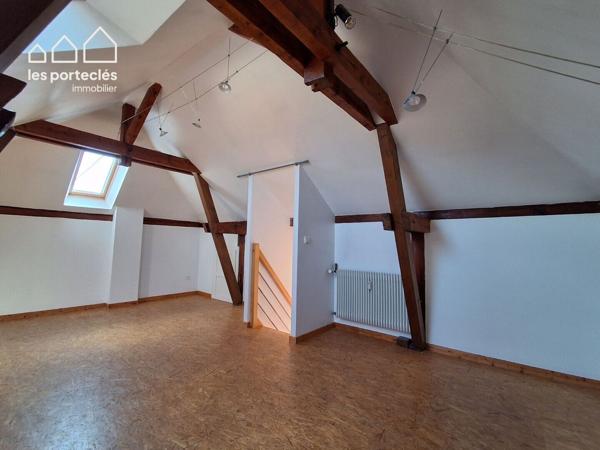 Immeuble de rapport ou résidence familiale – Deux appartements avec ga 295 000 €