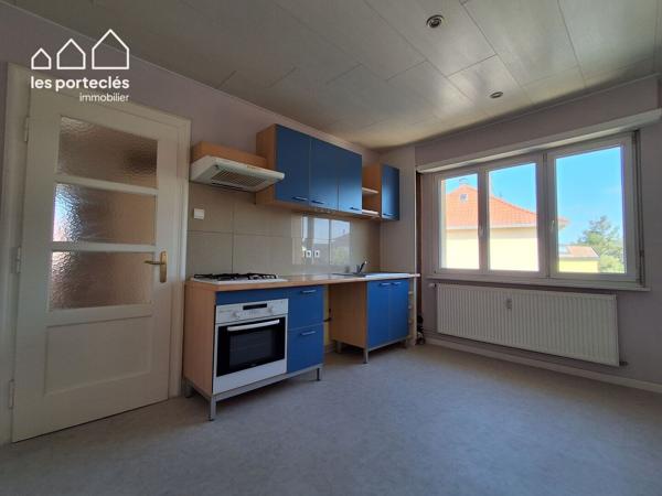 Immeuble de rapport ou résidence familiale – Deux appartements avec ga 295 000 €