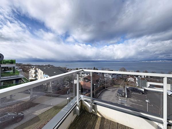 Superbe T3 avec vue panoramique sur le lac ! Hauteurs d'Évian-les-Bains