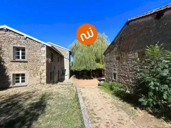 Maison de charme en pierres - 138 m2 - 3 chambres - garage - terrain 475 m2