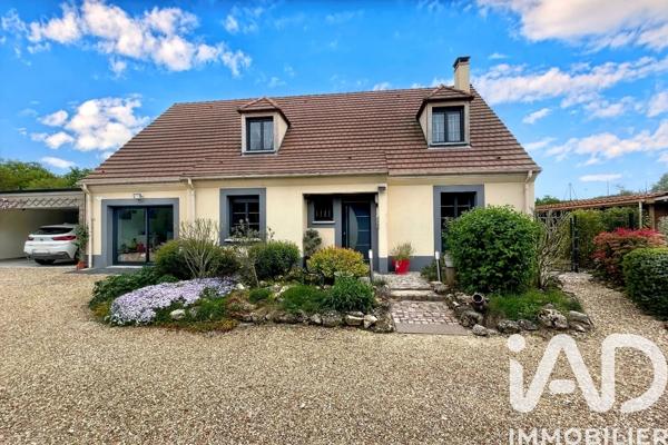 Maison à vendre 7 pièces 154 m² Sainte-Gemme-Moronval