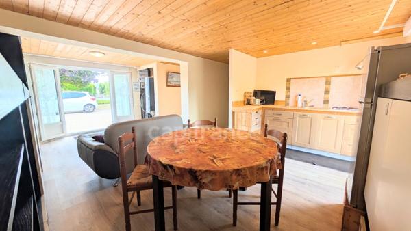 Maison à vendre GENSAC LA PALLUE avec ses 140 m² habitables et son jardin arboré