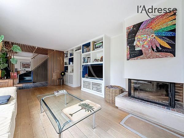 NANTERRE/ Maison 6 pièces 200 m² - Jardin/Terrasse 241m² - 3 Stationnements