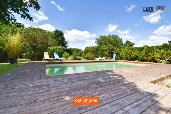 Belle demeure en pierre avec piscine