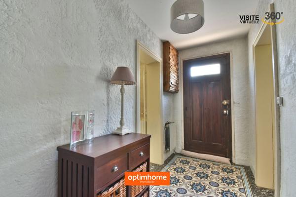 Belle demeure en pierre avec piscine