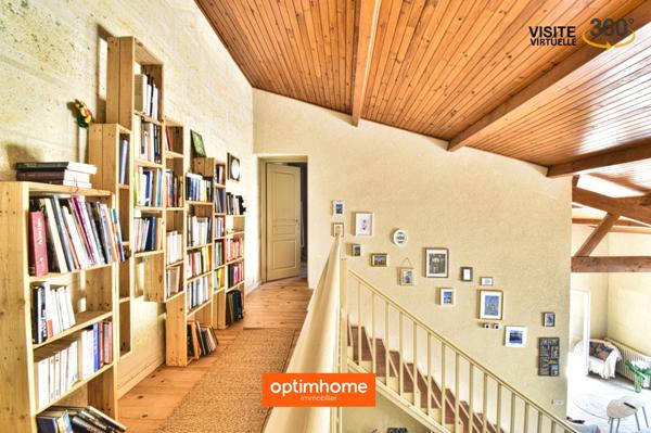 Belle demeure en pierre avec piscine