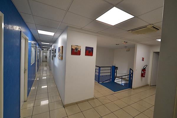 Petit-Bourg (97170) Local d'activité, entrepôt + bureaux emplacement stratégique