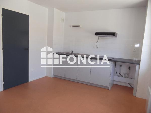 Location Appartement 3 pièces 93.2 m² - 9 RUE DU TRESOR Castres 81100