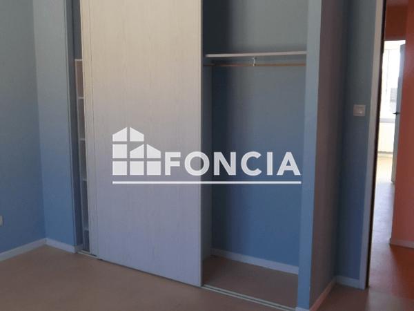 Location Appartement 3 pièces 93.2 m² - 9 RUE DU TRESOR Castres 81100