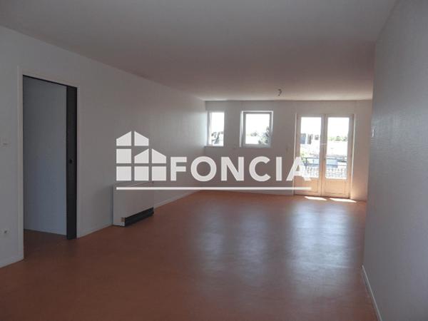 Location Appartement 3 pièces 93.2 m² - 9 RUE DU TRESOR Castres 81100