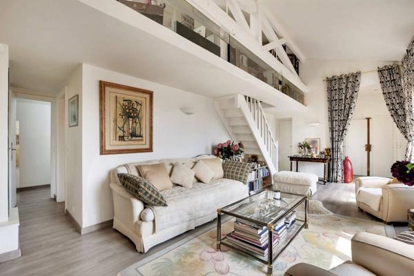 Appartement - loft avec extérieurs - Place Vendôme