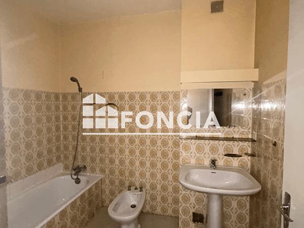 Location Appartement 3 pièces 88 m² - 28 RUE HOTEL DE VILLE Montauban 82000