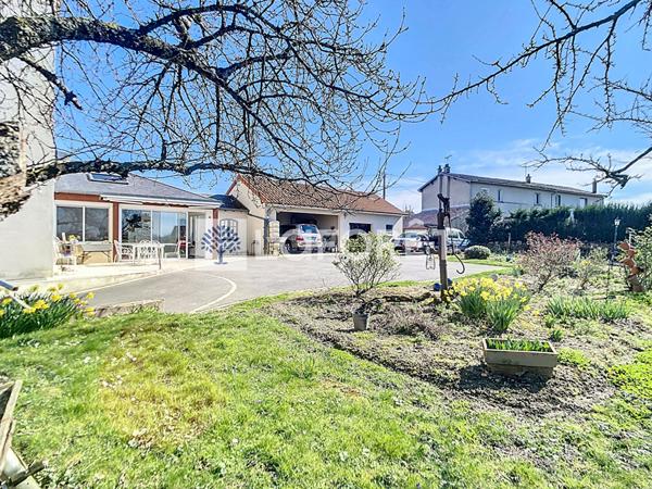Achat maison près de PARTHENAY - 5 pièce(s) - 150 m² - 271 000 €