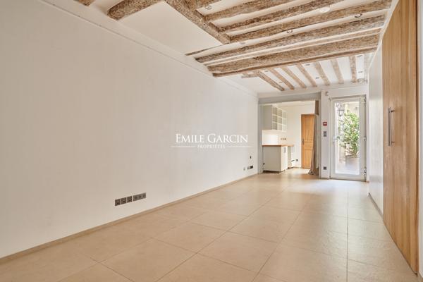 A vendre - Local et studio - 39,9 m² - Paris - 75116 - Trocadéro / Passy - Calme