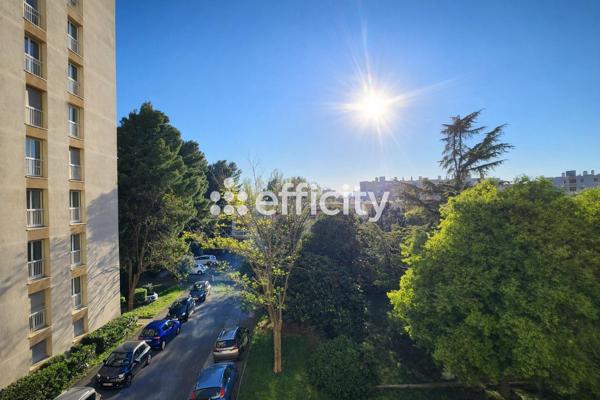 Appartement
         3 pièces
        - 68 m² 169 900 € *
