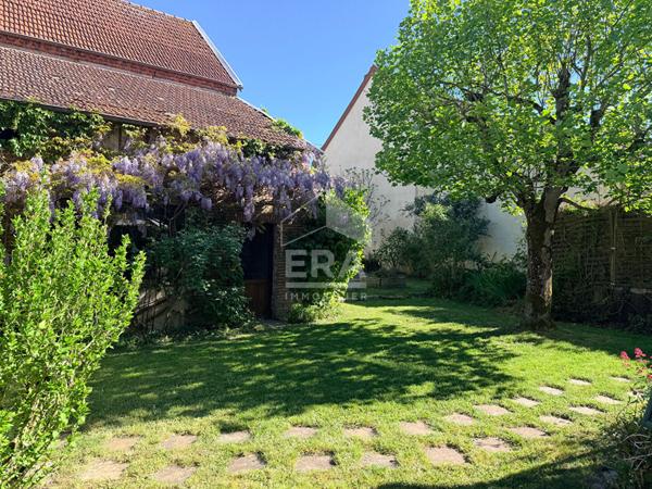 Maison St Martin D Ablois 8 pièce(s) 207 m2