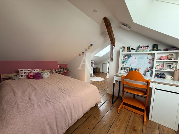 Hyper centre Pau duplex 3 chambres cave et parking en sous-sol