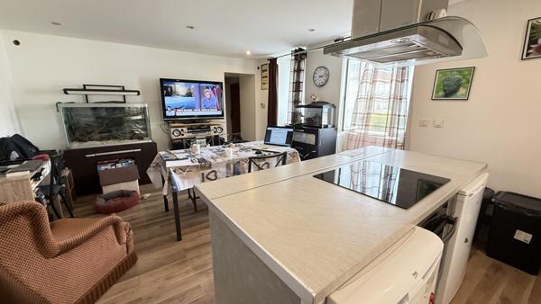 Aigueperse (63260) Viager occupé sans rente Monsieur 67 ans - Maison de ville Aigueperse