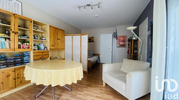 Immeuble à vendre 33 m² Élancourt